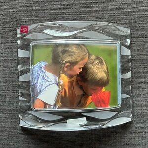 Cristal D’Arques 24% Lead Crystal - Curved picture frame picture Frame  5x7